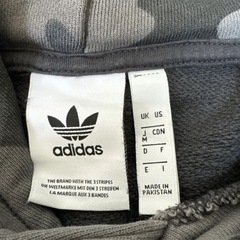 ◆adidas◆トレフォイルロゴ アディダス パーカー カモフラ 迷彩 Mの画像