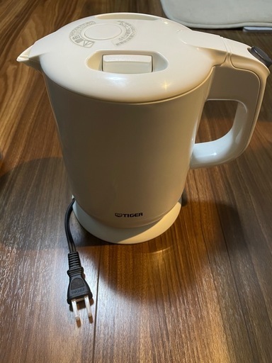 タイガー 電気ケトル 0.8L (k) 新御徒町のキッチン家電《電気ポット