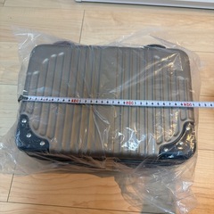 キャリーケース　ハンドバッグの画像