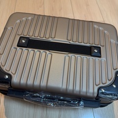 キャリーケース　ハンドバッグの画像