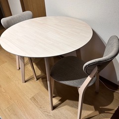 ダイニングテーブルセットの画像