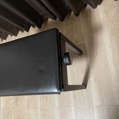 ピアノ椅子の画像