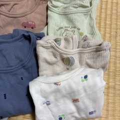 90サイズの肌着7枚　ズボン3枚の画像