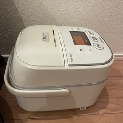 炊飯器の画像