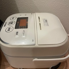 炊飯器の画像