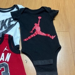 ベビー服の画像