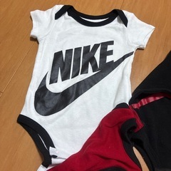 ベビー服の画像