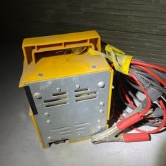 バッテリー充電器の画像