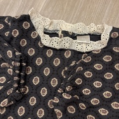 tete a tete トレーナーの画像