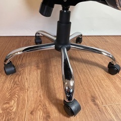 PCデスクチェア　オフィスチェア　の画像