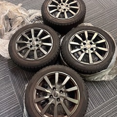 フィアット500用のスタッドレスタイヤ4本セット（ホイール付き）ですの画像