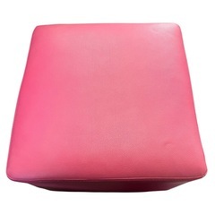 【ジ1222-27】中古美品‼️座る・足置きとして使用 スクエア型スツールの画像