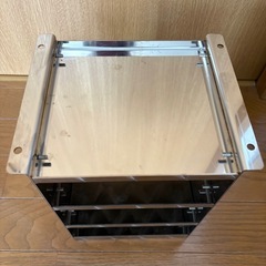 新品未使用　ウロコ　ステンレス　ラック　無線台の画像