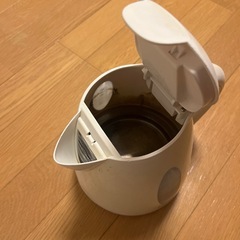 電気ケトル　1.2Lの画像