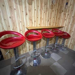 赤いハイチェア6脚セットの画像