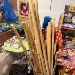 磨きに磨いた棒や木材の画像