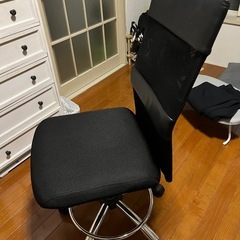 オフィスチェアの画像