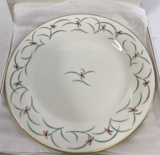 香蘭社　KORANSHA 花柄皿 KORANSHA 香蘭社 花陶磁器皿 リンドフィールド ディナー皿 プレート