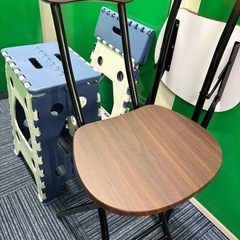 折り畳み椅子 2種x2 計4脚の画像