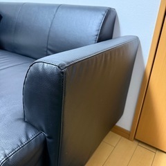【取りに来てくださる方限定】合皮ソファ ブラックの画像