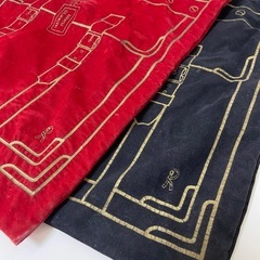 赤＆黒2点セット・ロベルタ ディ カメリーノ 縦長トートバッグ／内ポケット付の画像