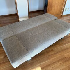 ニトリ 背もたれと肘掛けが動くソファベッド 布張りタイプ MARKS4の画像