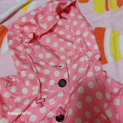 【四季の森フォレオ周辺】レインコート ピンク 水玉柄 ゆったり レディース 太もも丈の画像