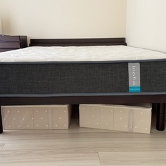 【0円・引き取り限定】ダブルベッド＋マットレスセット（140cm）
の画像