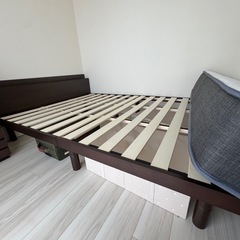 【0円・引き取り限定】ダブルベッド＋マットレスセット（140cm）
の画像