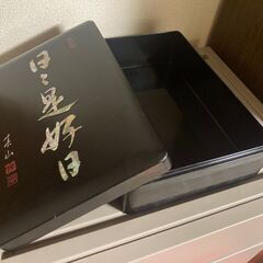 螺鈿文箱の画像