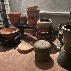 【12/29まで‼️】　テラコッタ、素焼き鉢、他　計30鉢以上の画像