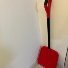 雪かきスコップ　の画像