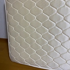 ベッドマットの画像