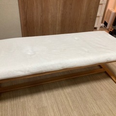 無印良品 リビングでもダイニングでも使えるテーブル＆チェアーセットの画像