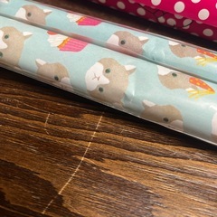 包み紙　包装紙　猫　ミニー　花　プレゼントの画像