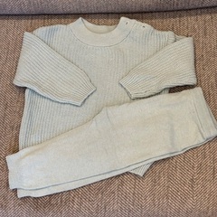ニット　H&M 幼児12〜18ヶ月86サイズ　※3着　※上下セットありの画像