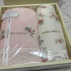 ローラアシュレイ ギフトタオル 2枚セット  フェイスタオル ゲストタオル 箱付きの画像