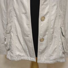 ブルゾン　レディース　シルバーの画像