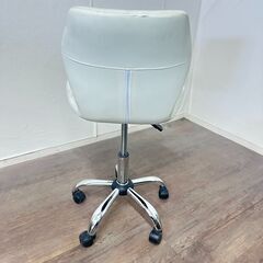 アウトレット　　回転　昇降式　チェア 事務椅子　イス　ホワイトの画像