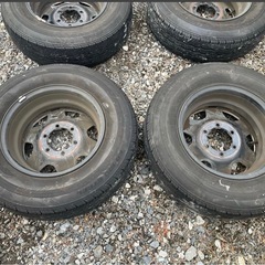 ハイエース　スチール ホイール 4本　195/80R15 107/105N LT ブリジストン　エコピアの画像