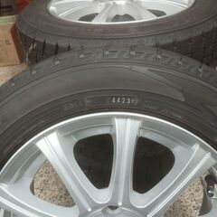 165/65R14 ダンロップ WM02 2023年製 スタッドレス＋14インチアルミ 4本｜工賃別の画像