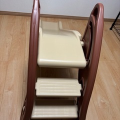 子供　すべり台の画像