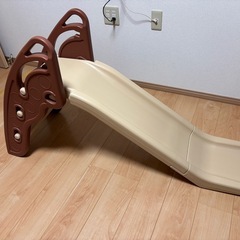 子供　すべり台の画像