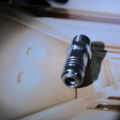 【マイクロカプラ】エアー・潤滑配管用　ホースΦ６×１／８　オスメス１セットの価格　未使用品の画像