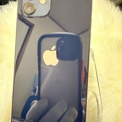 iPhone 12 128GBブラック 国内版 SIM フリー箱付き バッテリー大容量100％ 値下げ不能の画像