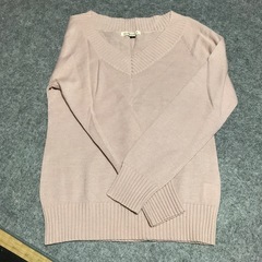 セーターいろいろです。一枚からでもまとめてでもokの画像