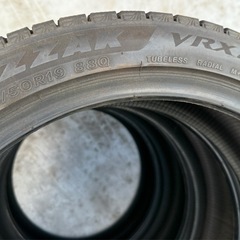 ブリザック 195/50R19 88Q  VRX3  の画像