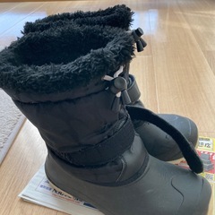 キッズ　ボアスノーブーツ　21/22cmの画像