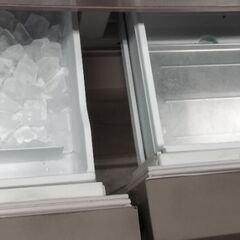 東芝 冷蔵庫 410 L 2016年製 別館に置いてますの画像