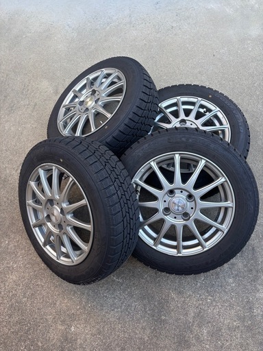 スタッドレスタイヤ　165 / 65 R14